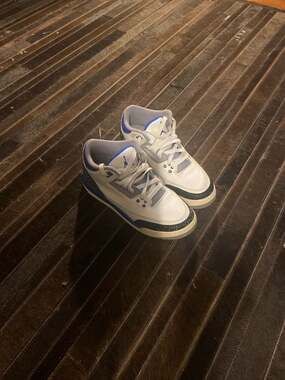 Boys Air Jordan 3 Retro Racer Blue